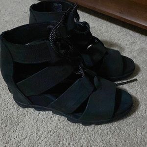 Sorel ladies Joanie lace up sandal 7 black